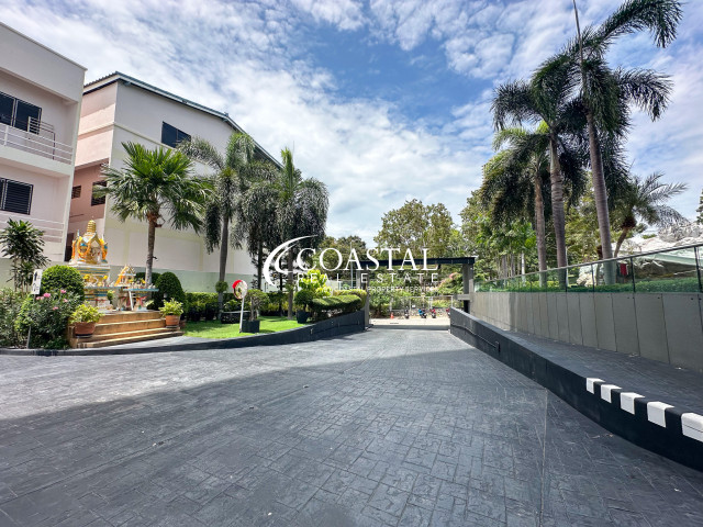 Condo For Sale And Rent Pratumnak