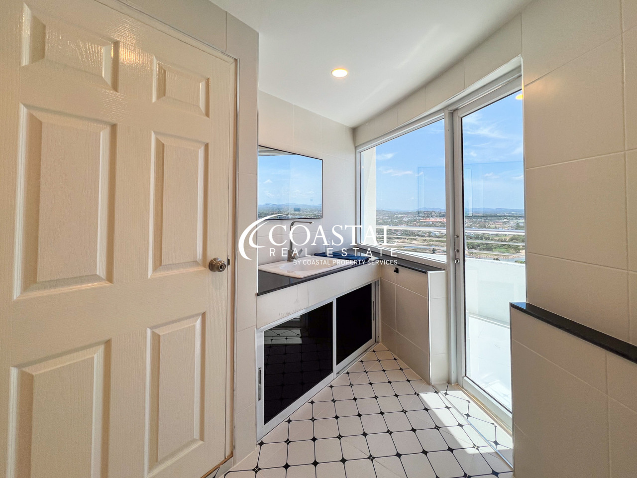 Condo For Sale Jomtien