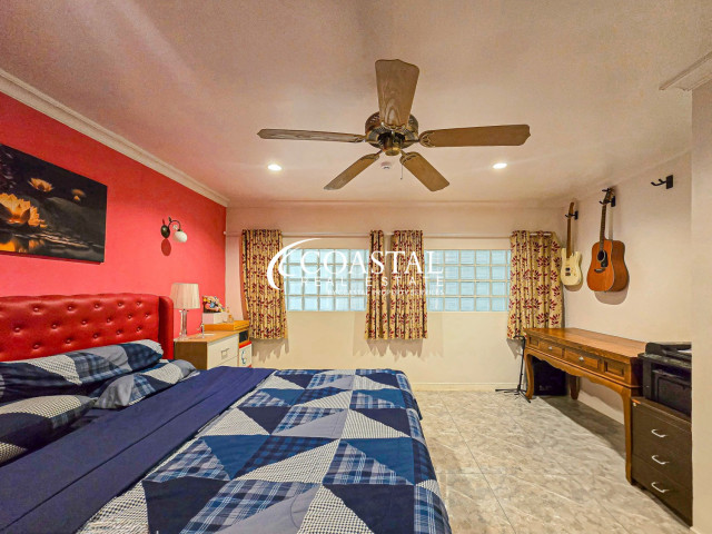 Condo For Sale Na-Jomtien