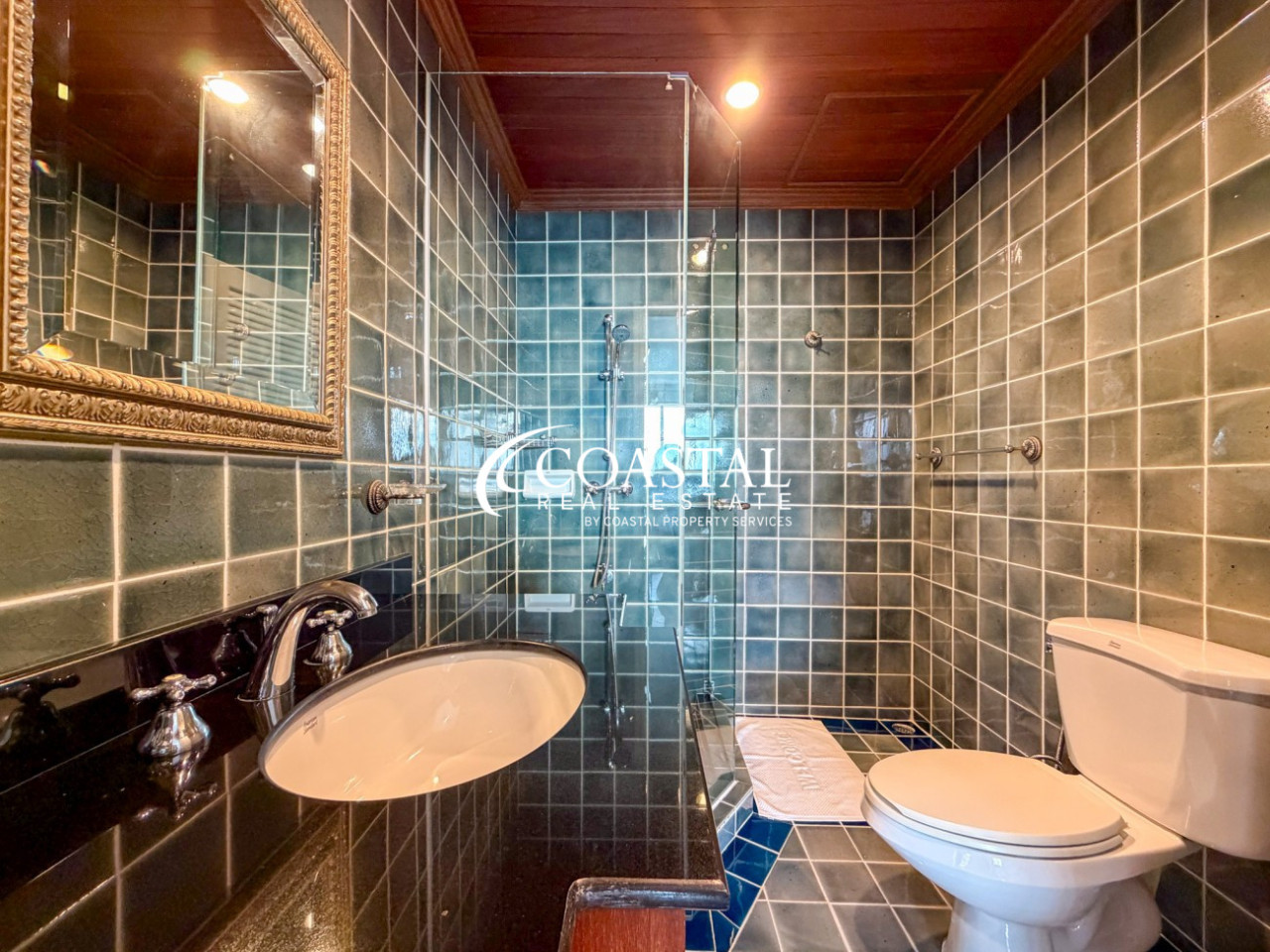 Condo For Sale Na-Jomtien