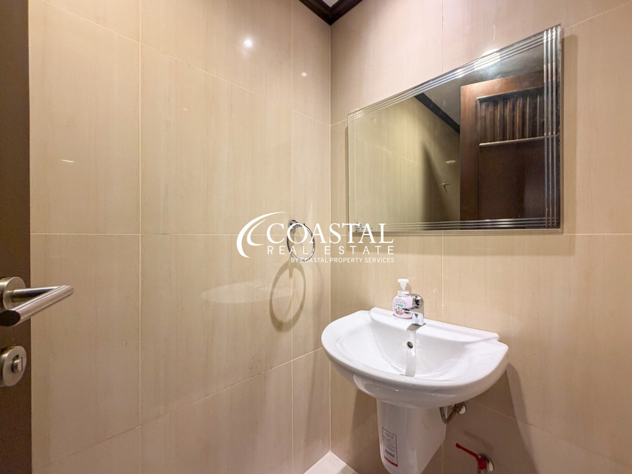 Condo For Rent Central Pattaya