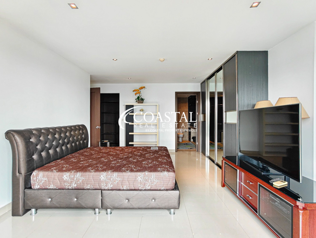Condo For Sale And Rent Jomtien